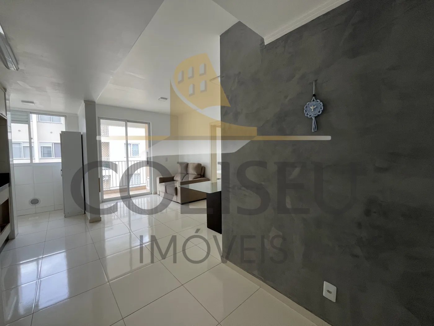 Alugar Apartamento / Padr&atilde;o em Conc&oacute;rdia R$ 1.500,00 - Foto 2