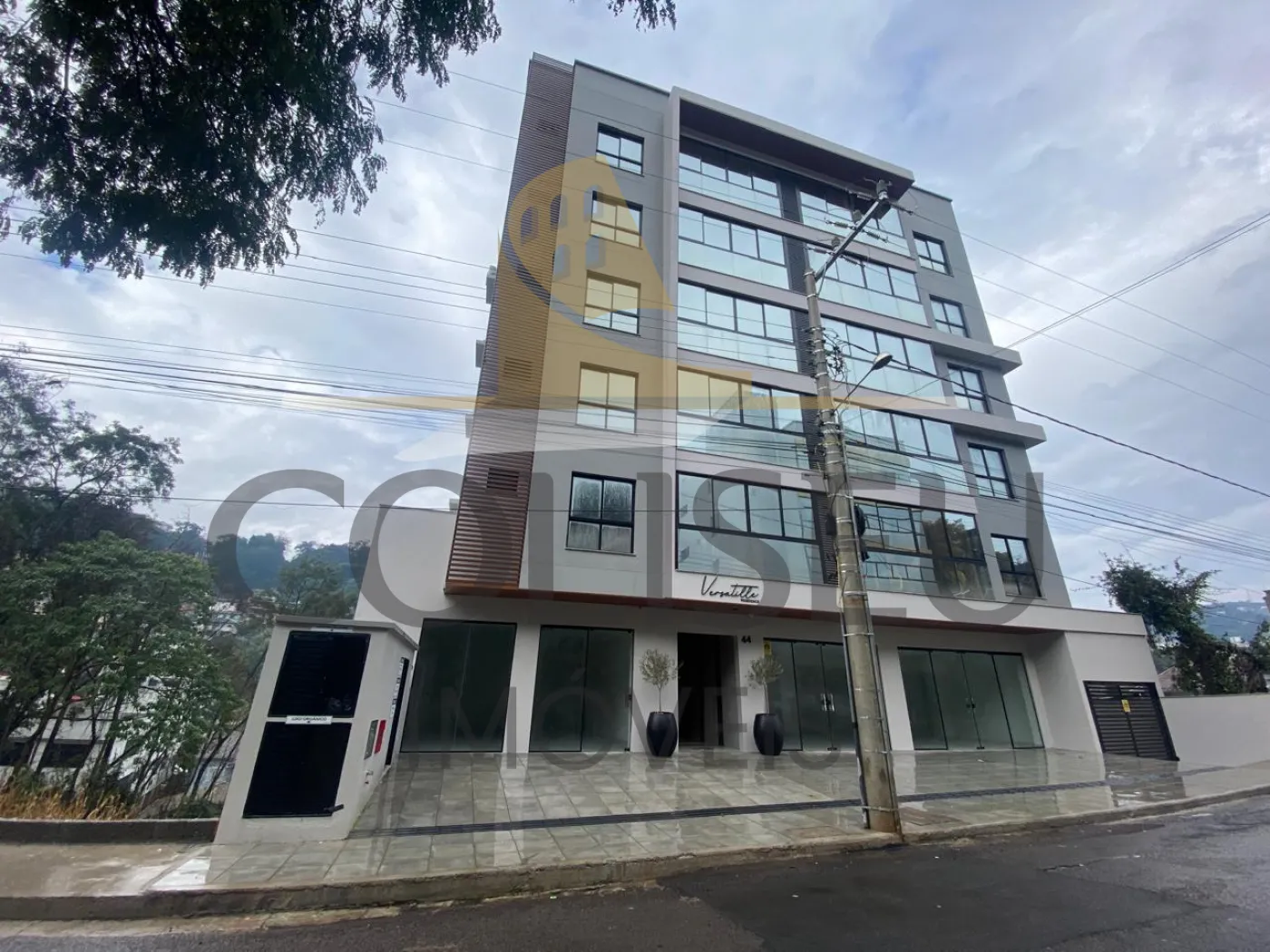 Alugar Apartamento / Padr&atilde;o em Conc&oacute;rdia R$ 1.550,00 - Foto 1