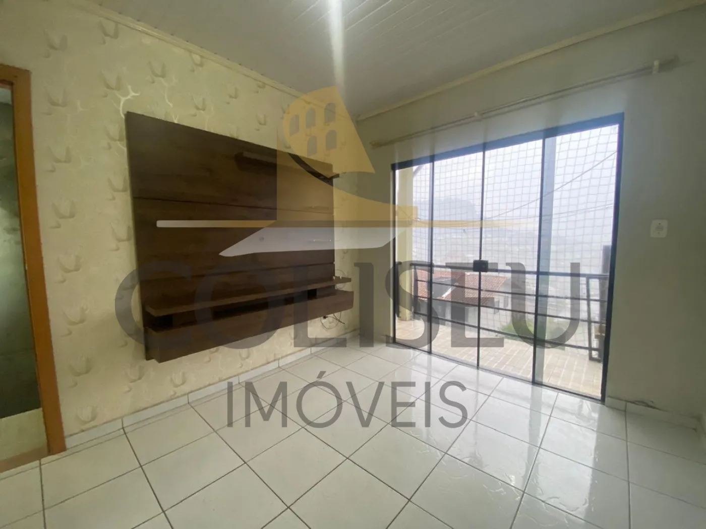 Alugar Casa / Padr&atilde;o em Conc&oacute;rdia R$ 1.670,00 - Foto 5