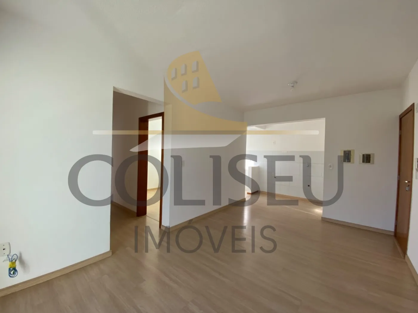 Alugar Apartamento / Padr&atilde;o em Conc&oacute;rdia R$ 1.350,00 - Foto 4