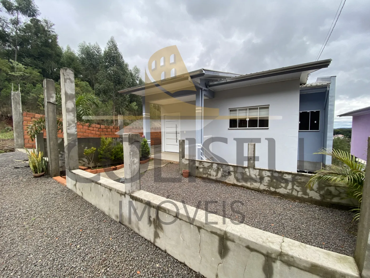 Alugar Casa / Padr&atilde;o em Conc&oacute;rdia R$ 1.900,00 - Foto 1