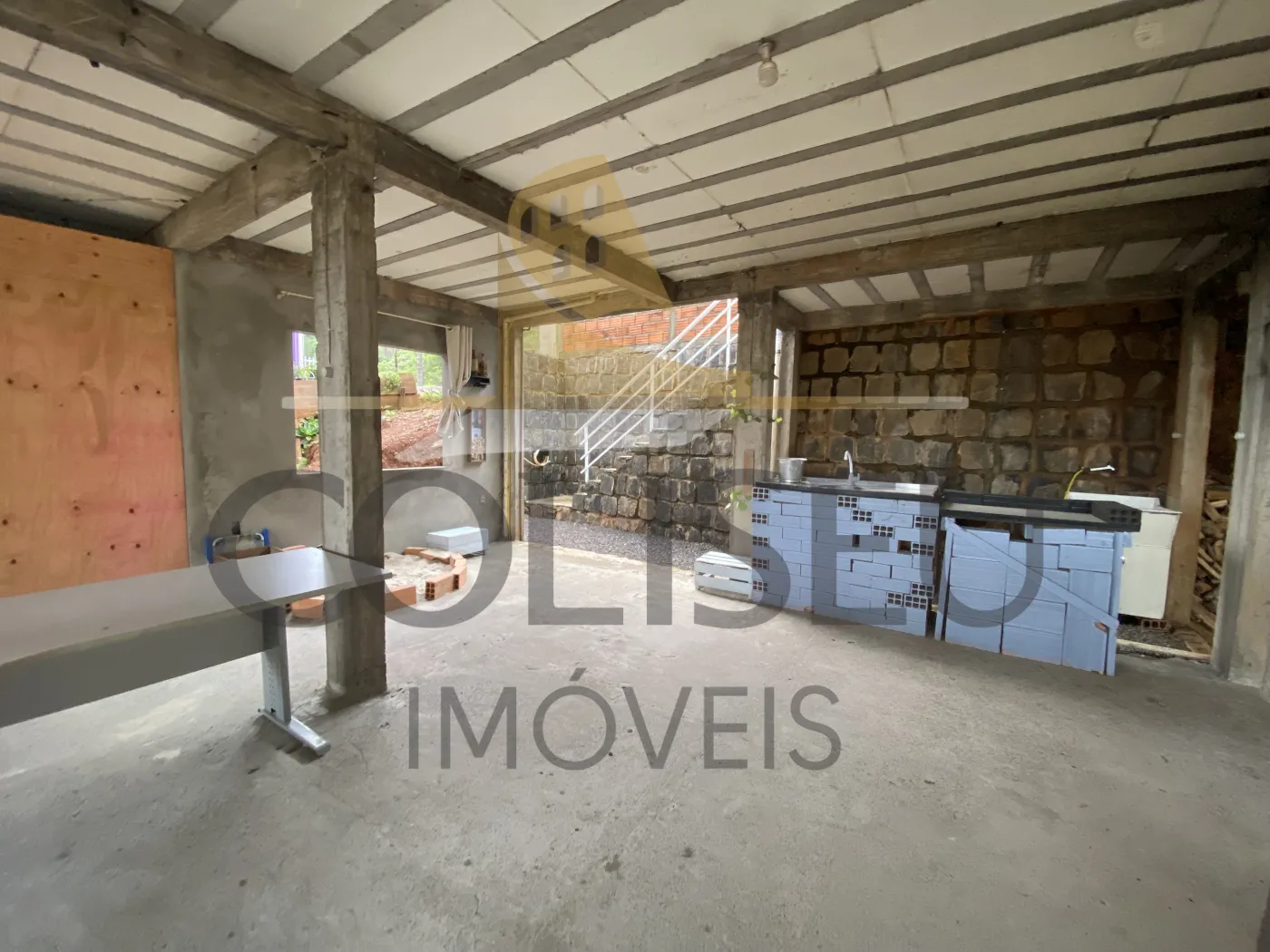Alugar Casa / Padr&atilde;o em Conc&oacute;rdia R$ 1.900,00 - Foto 2