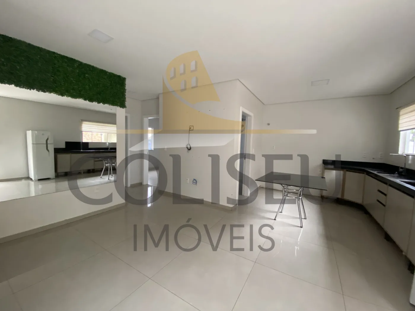 Alugar Casa / Padr&atilde;o em Conc&oacute;rdia R$ 1.900,00 - Foto 3