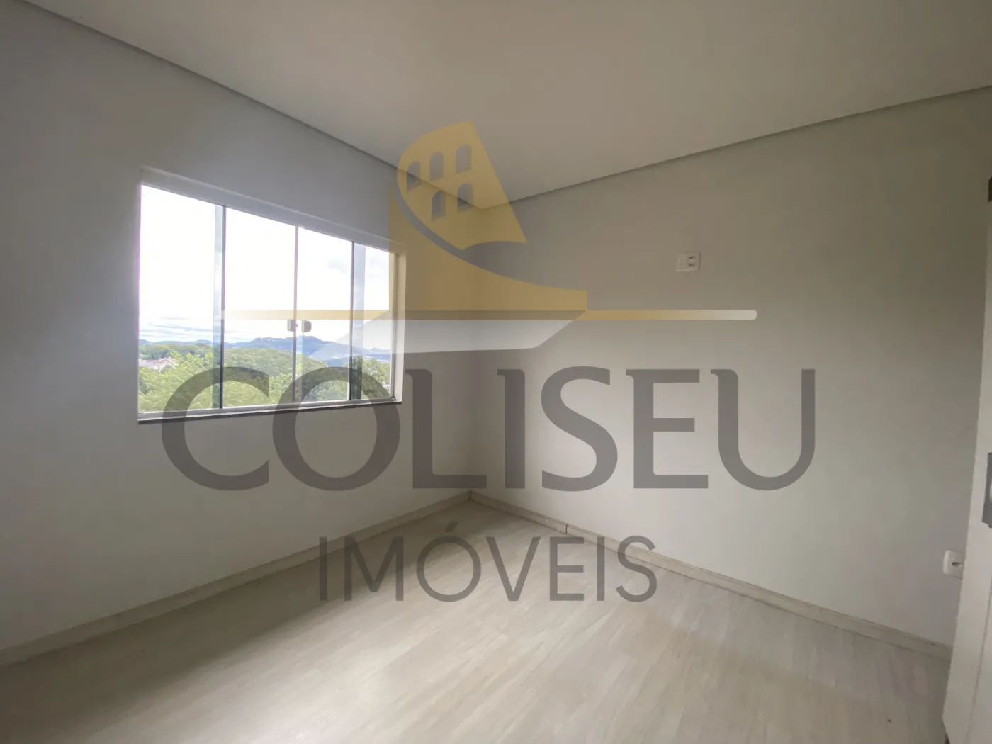 Alugar Casa / Padr&atilde;o em Conc&oacute;rdia R$ 1.900,00 - Foto 11
