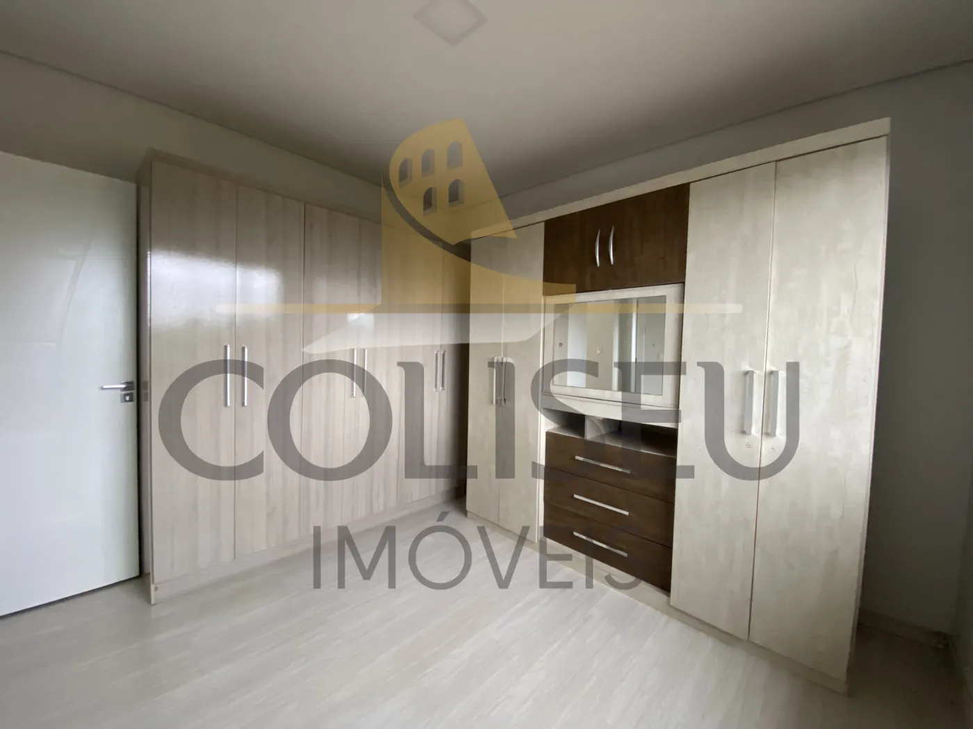 Alugar Casa / Padr&atilde;o em Conc&oacute;rdia R$ 1.900,00 - Foto 17