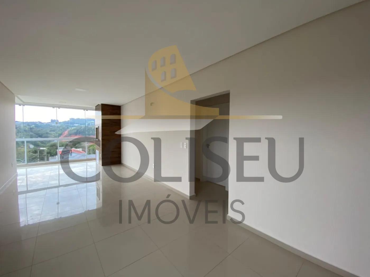 Alugar Apartamento / Padr&atilde;o em Conc&oacute;rdia R$ 2.200,00 - Foto 2