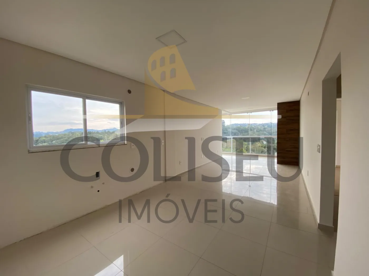 Alugar Apartamento / Padr&atilde;o em Conc&oacute;rdia R$ 2.200,00 - Foto 3