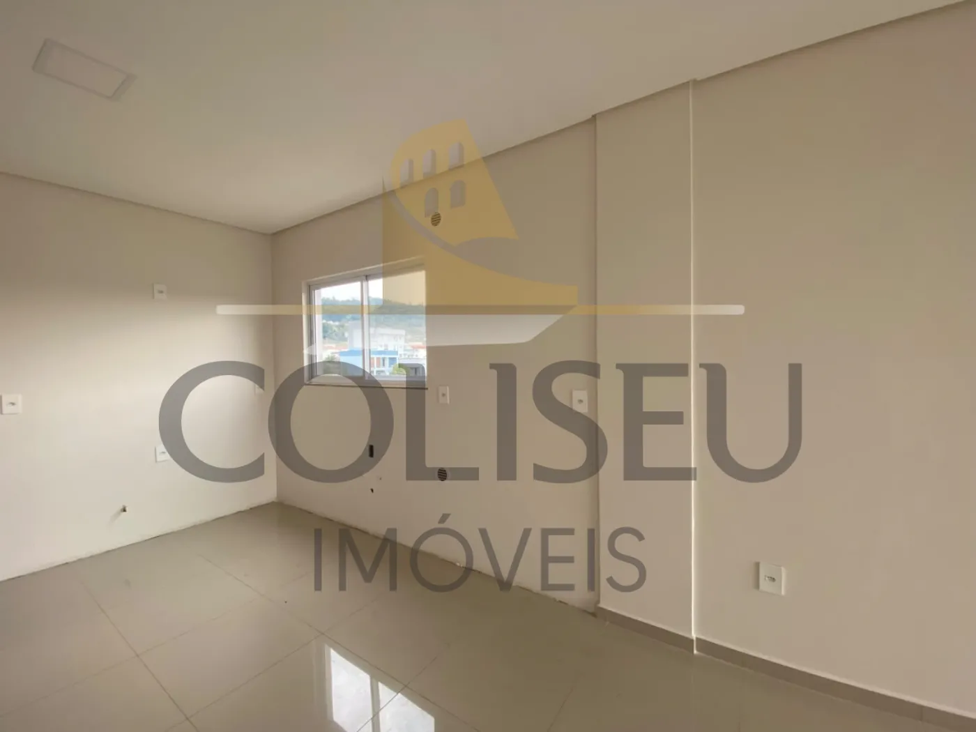 Alugar Apartamento / Padr&atilde;o em Conc&oacute;rdia R$ 2.200,00 - Foto 4
