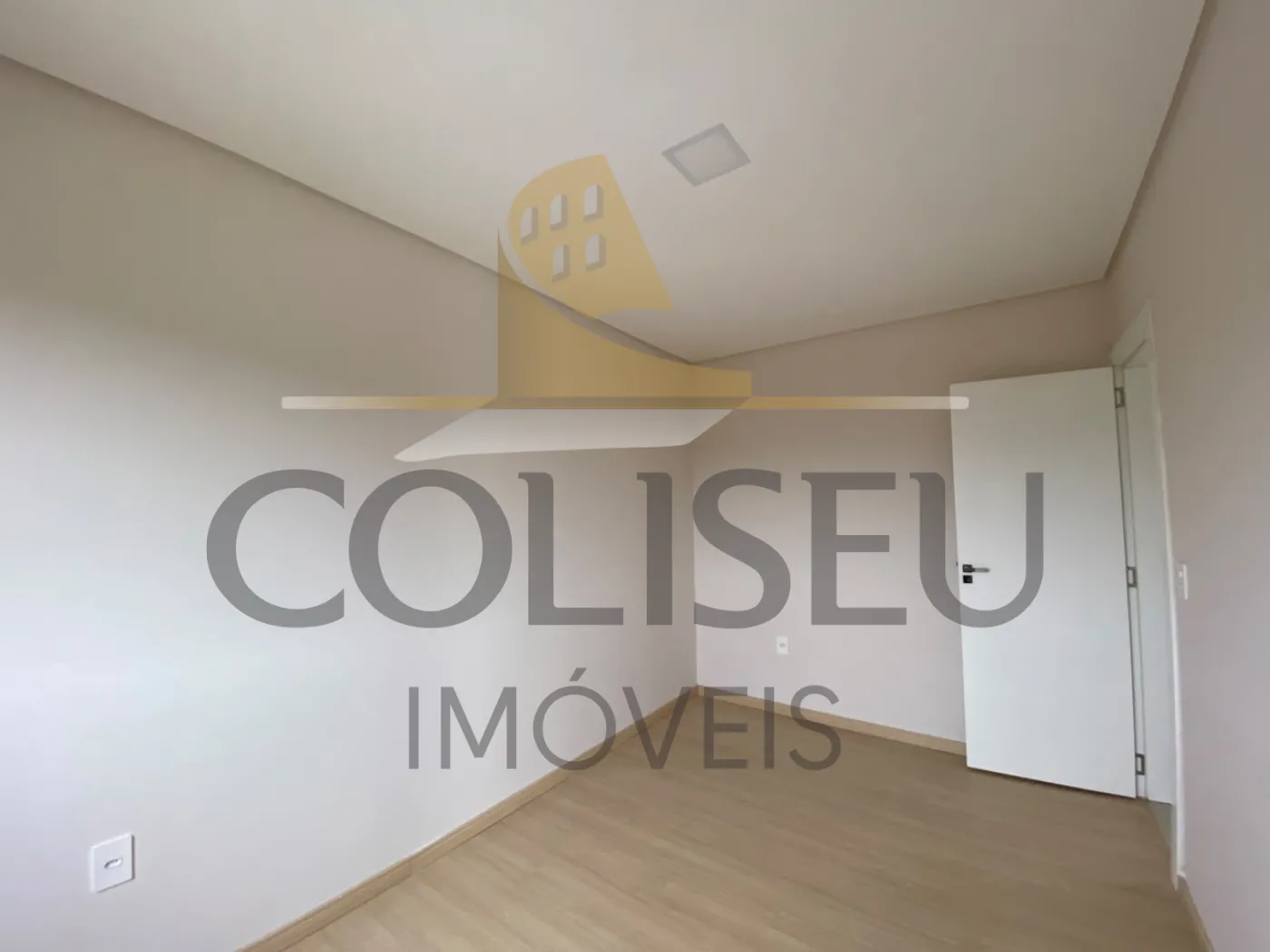 Alugar Apartamento / Padr&atilde;o em Conc&oacute;rdia R$ 2.200,00 - Foto 15