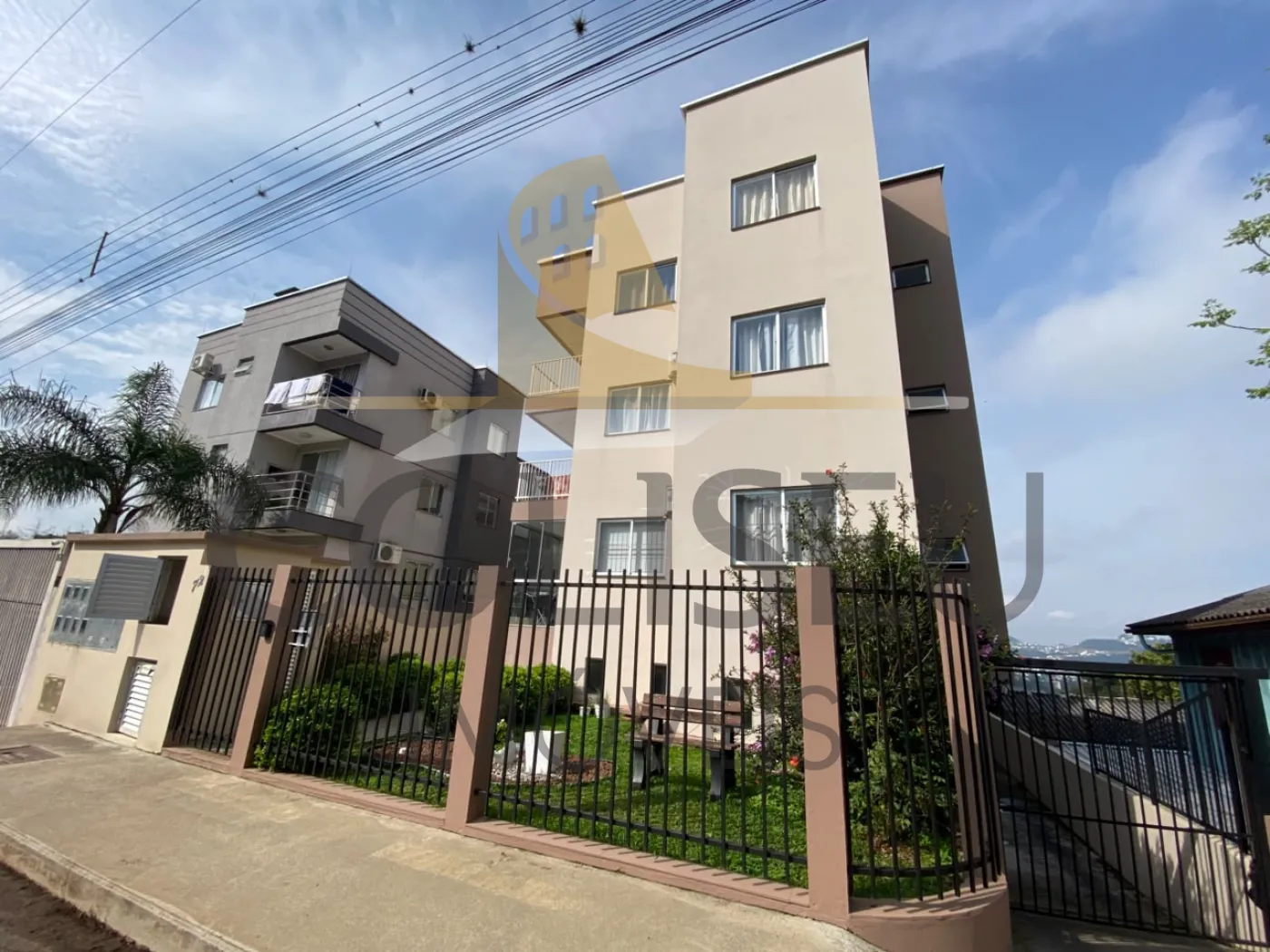 Alugar Apartamento / Padr&atilde;o em Conc&oacute;rdia R$ 2.100,00 - Foto 1