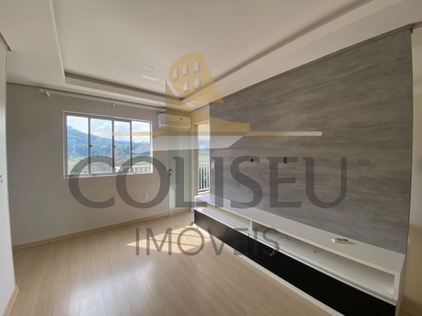 Alugar Apartamento / Padr&atilde;o em Conc&oacute;rdia R$ 2.100,00 - Foto 4