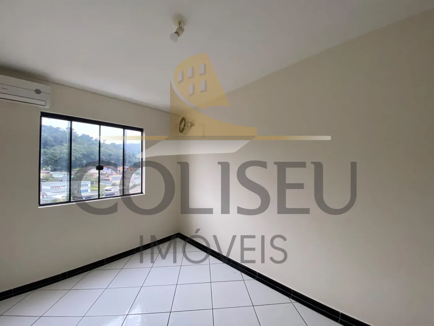 Alugar Apartamento / Padr&atilde;o em Conc&oacute;rdia R$ 1.500,00 - Foto 16