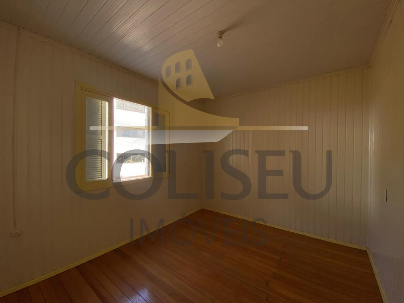 Alugar Casa / Piso Superior em Conc&oacute;rdia R$ 1.700,00 - Foto 17