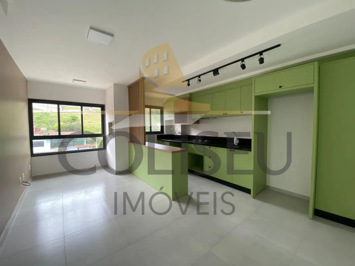 Alugar Apartamento / Padr&atilde;o em Conc&oacute;rdia R$ 2.000,00 - Foto 2