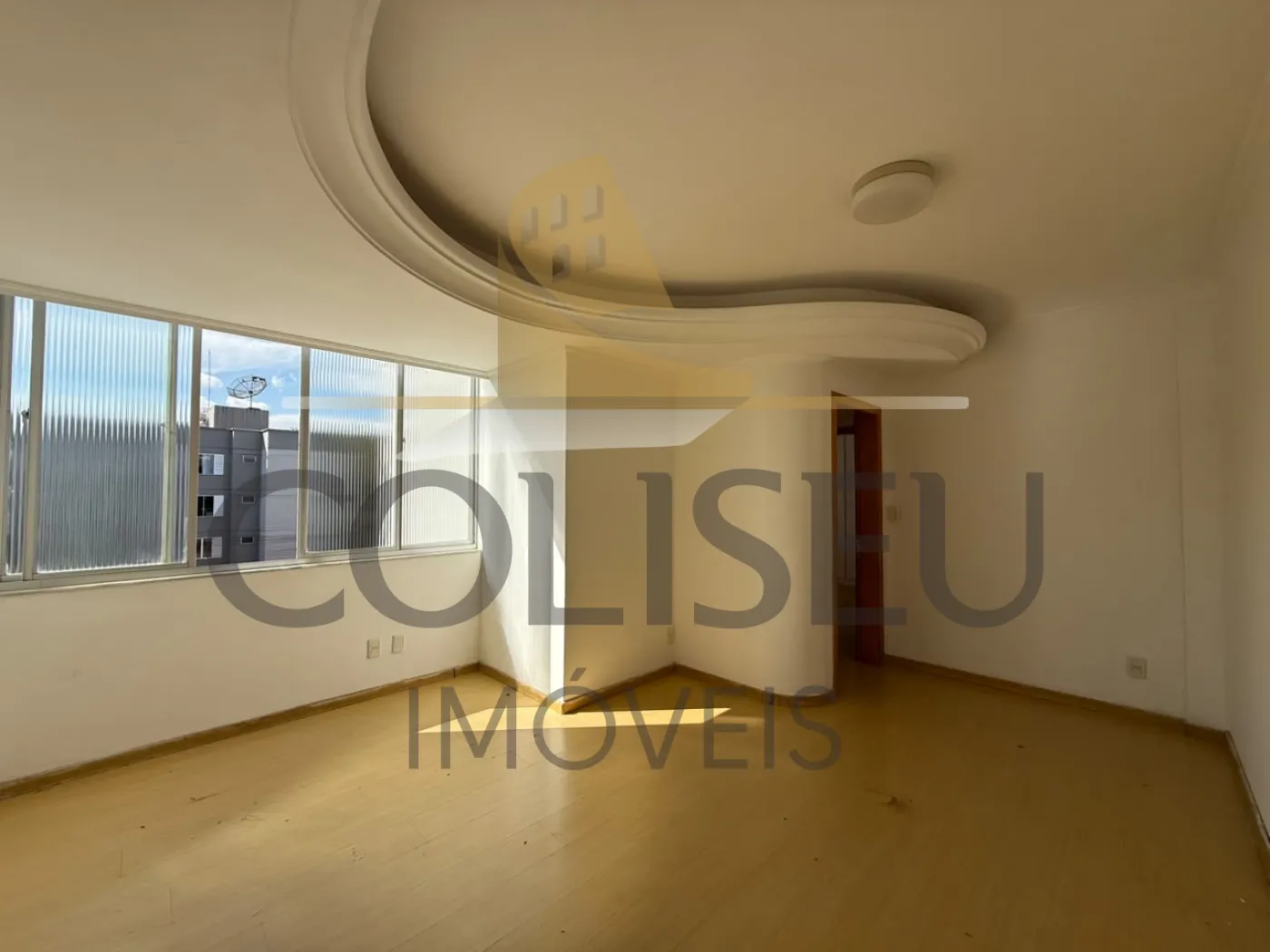 Alugar Apartamento / Padr&atilde;o em Conc&oacute;rdia R$ 1.350,00 - Foto 6