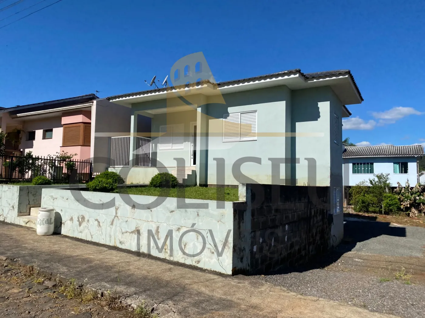 Alugar Casa / Piso T&eacute;rreo em Conc&oacute;rdia R$ 1.500,00 - Foto 2