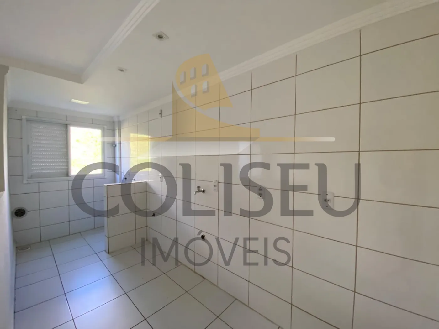 Alugar Apartamento / Padr&atilde;o em Conc&oacute;rdia R$ 1.200,00 - Foto 2