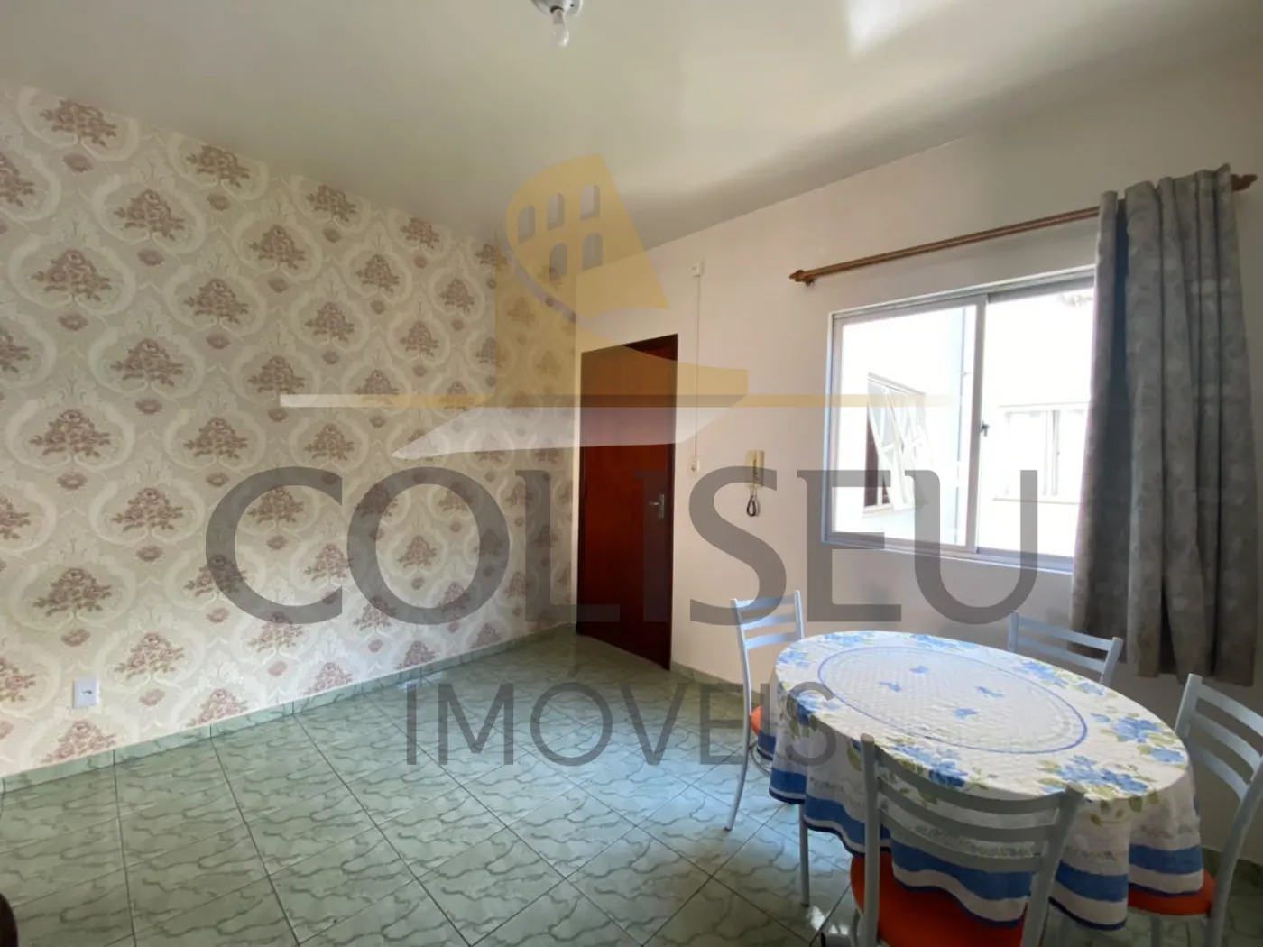 Alugar Apartamento / Padr&atilde;o em Conc&oacute;rdia R$ 1.300,00 - Foto 4