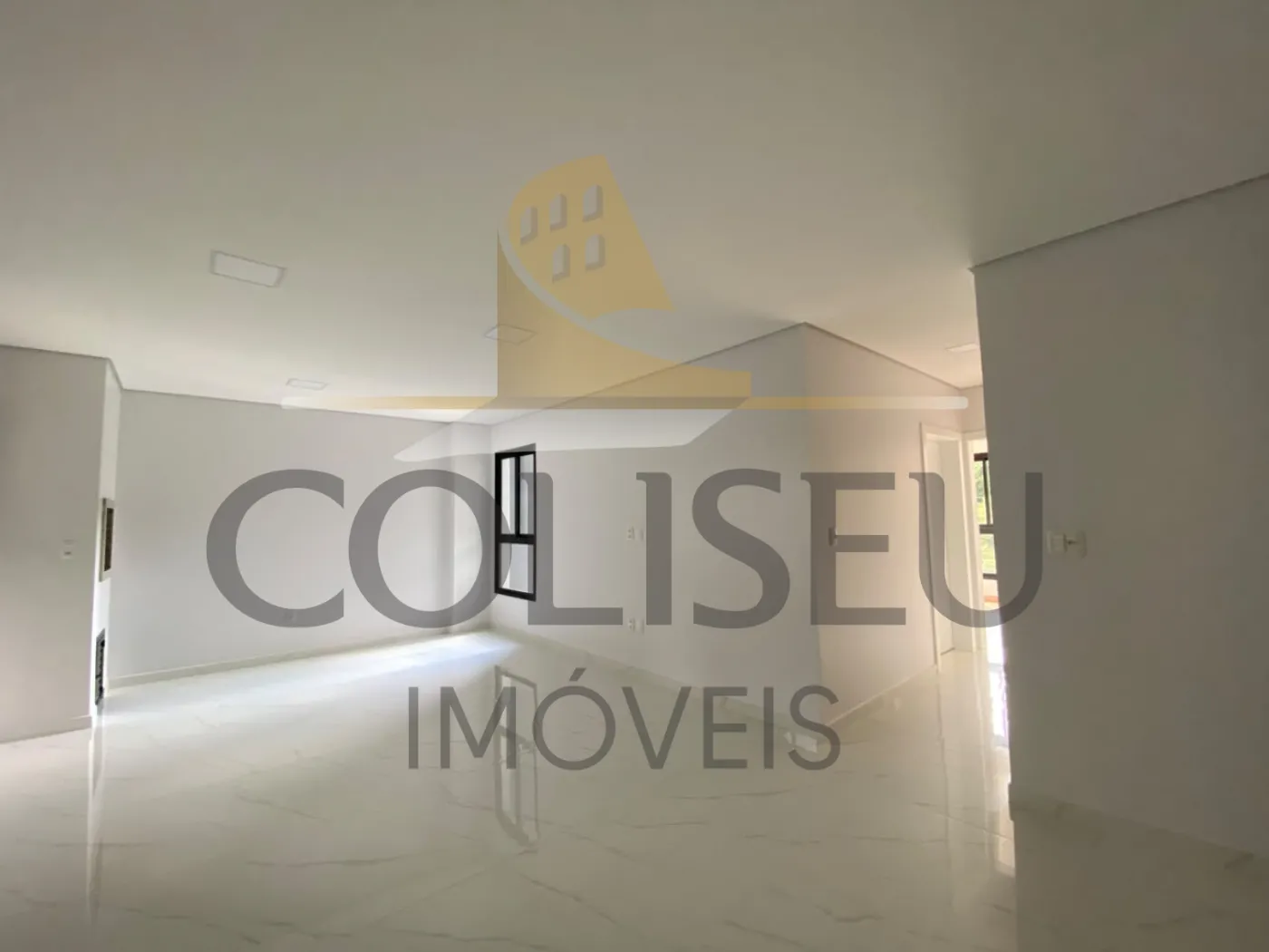 Alugar Apartamento / Padr&atilde;o em Conc&oacute;rdia R$ 2.000,00 - Foto 3