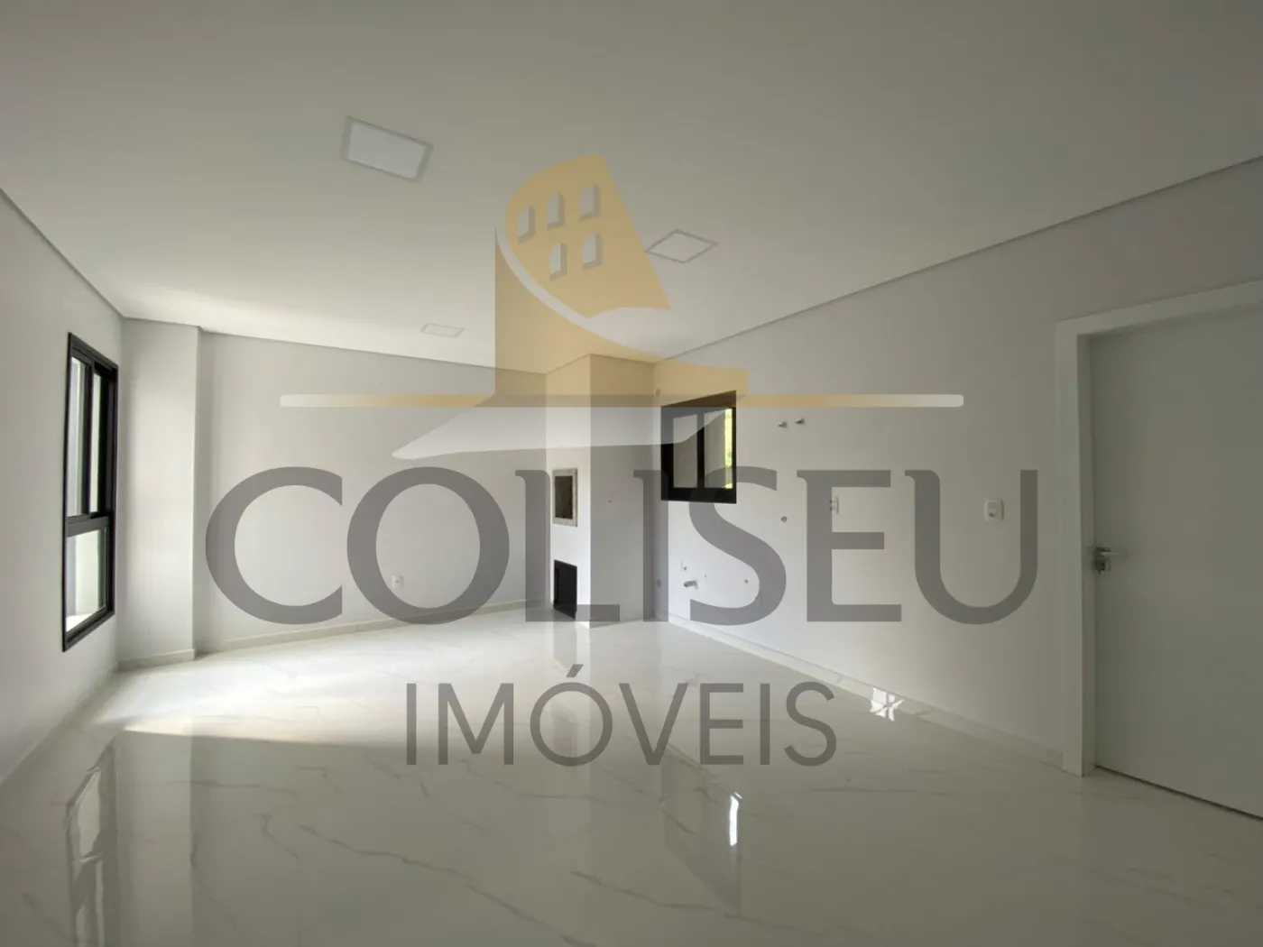 Alugar Apartamento / Padr&atilde;o em Conc&oacute;rdia R$ 2.000,00 - Foto 4