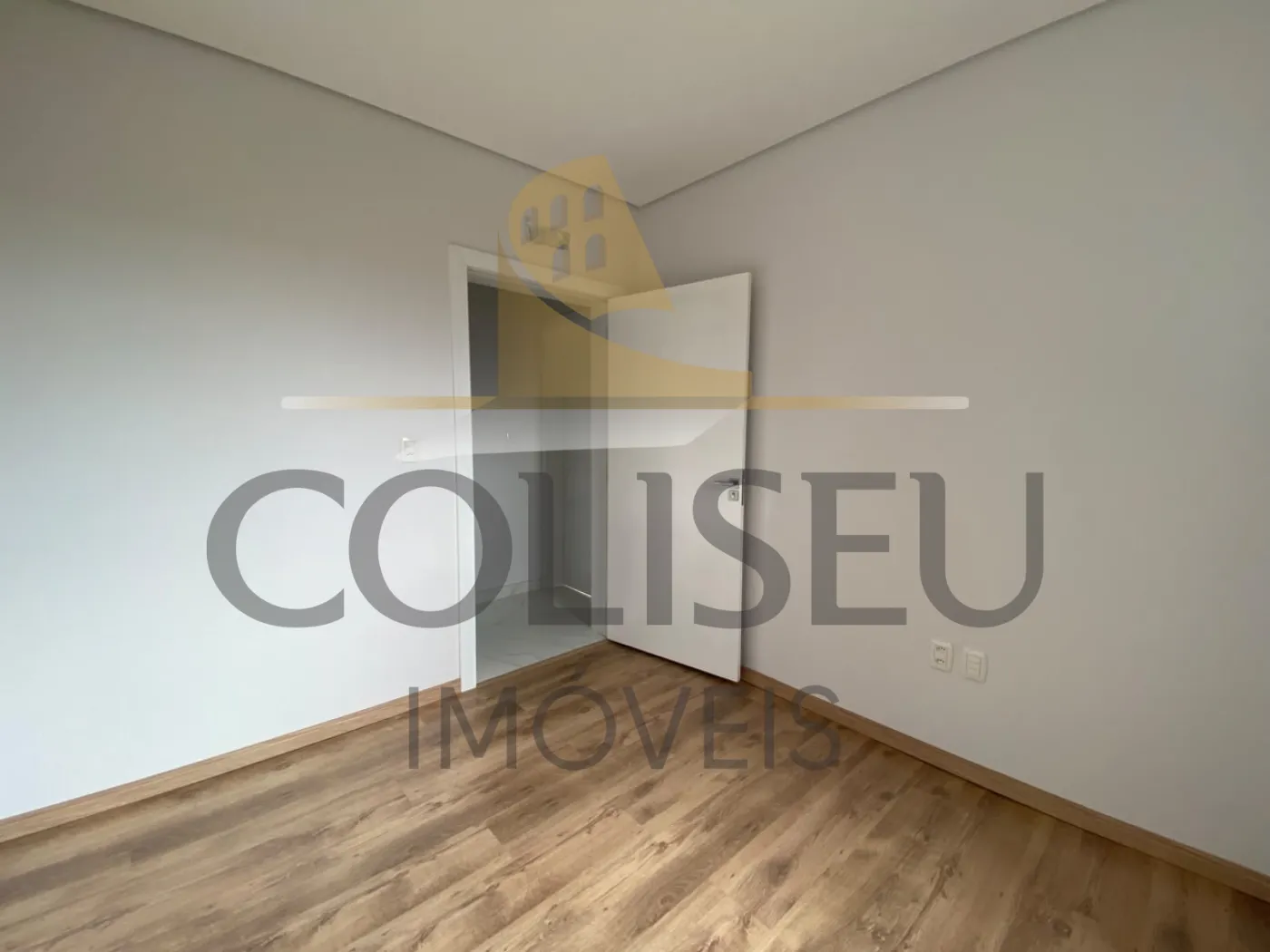 Alugar Apartamento / Padr&atilde;o em Conc&oacute;rdia R$ 2.000,00 - Foto 15