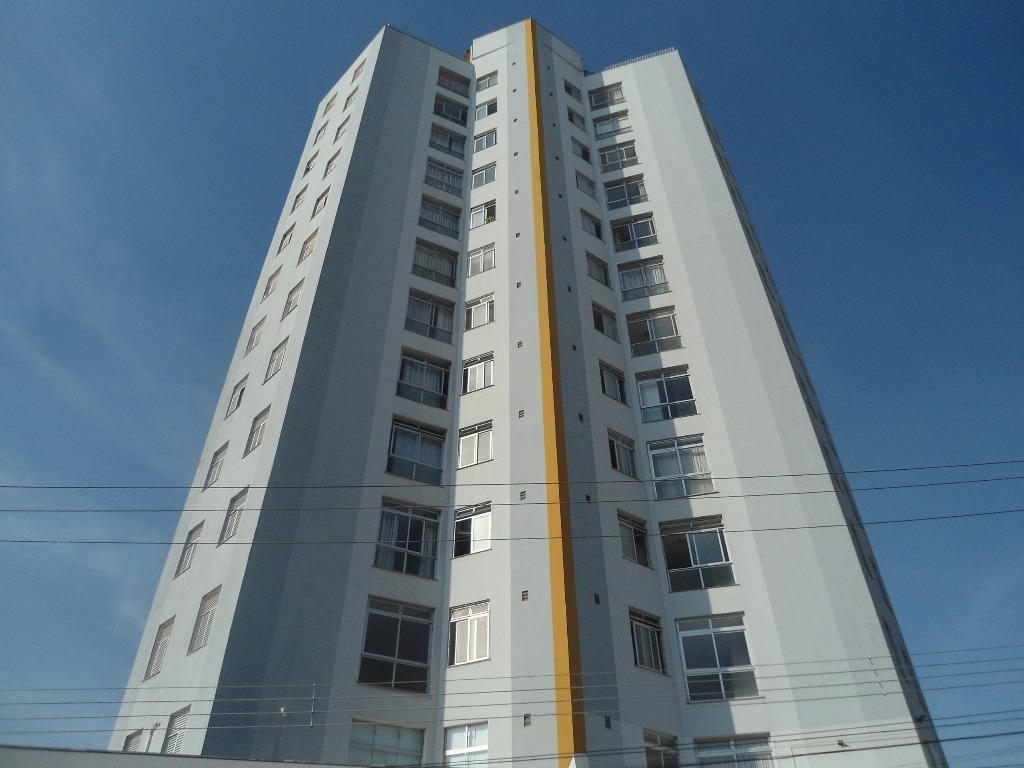 Apartamento em Centro