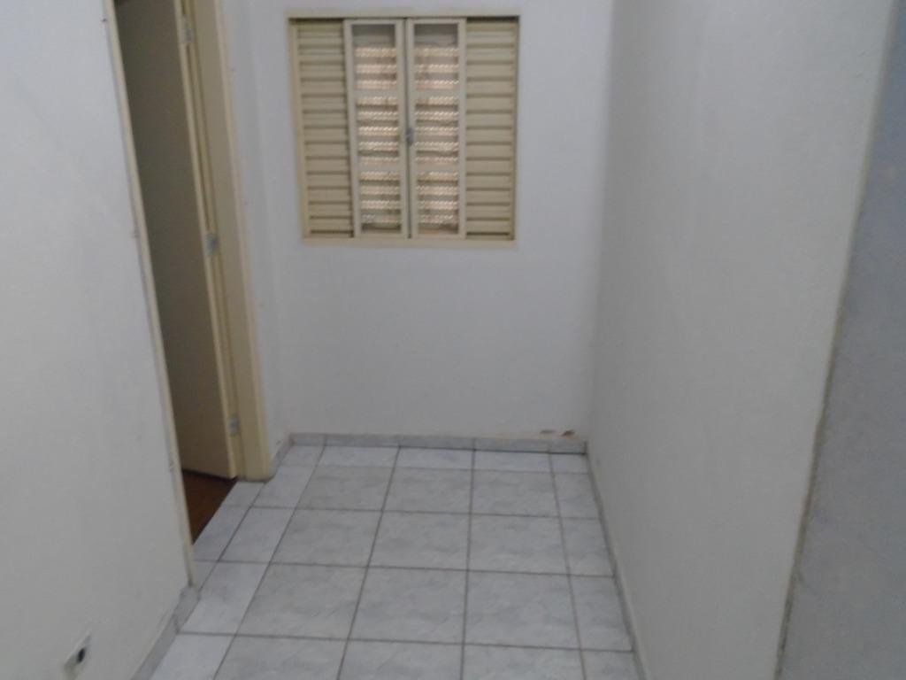Casa com 3 quartos no Chácara Machadinho I - Americana — foto 4