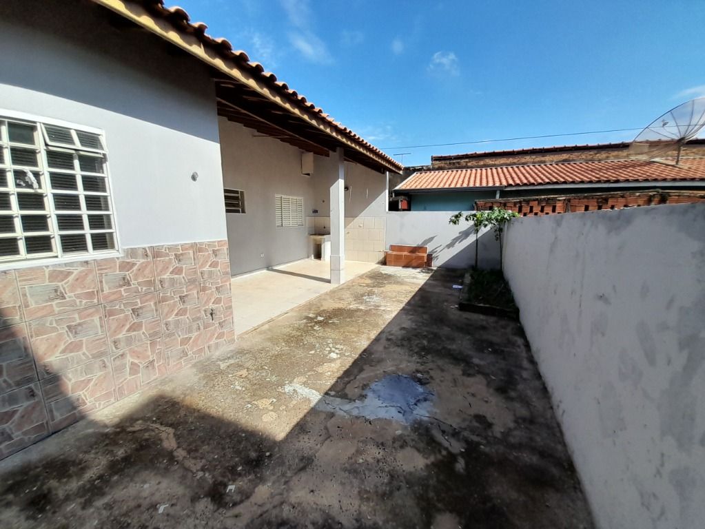 Casa em Vila Mollon IV