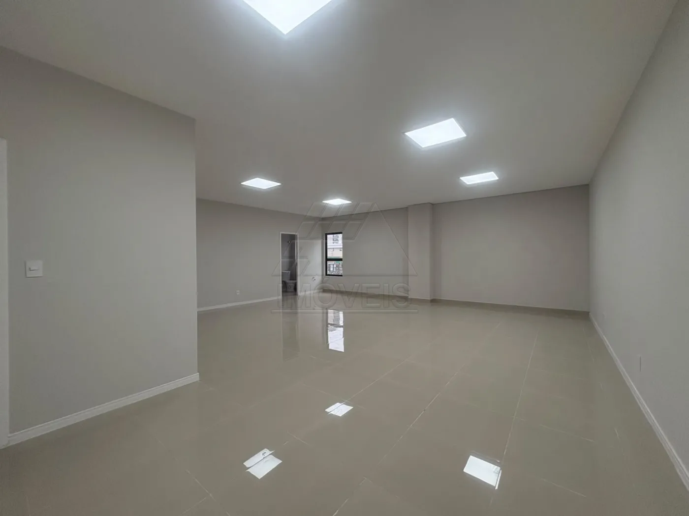 Sala Comercial / Escritorio / Consultório em Centro