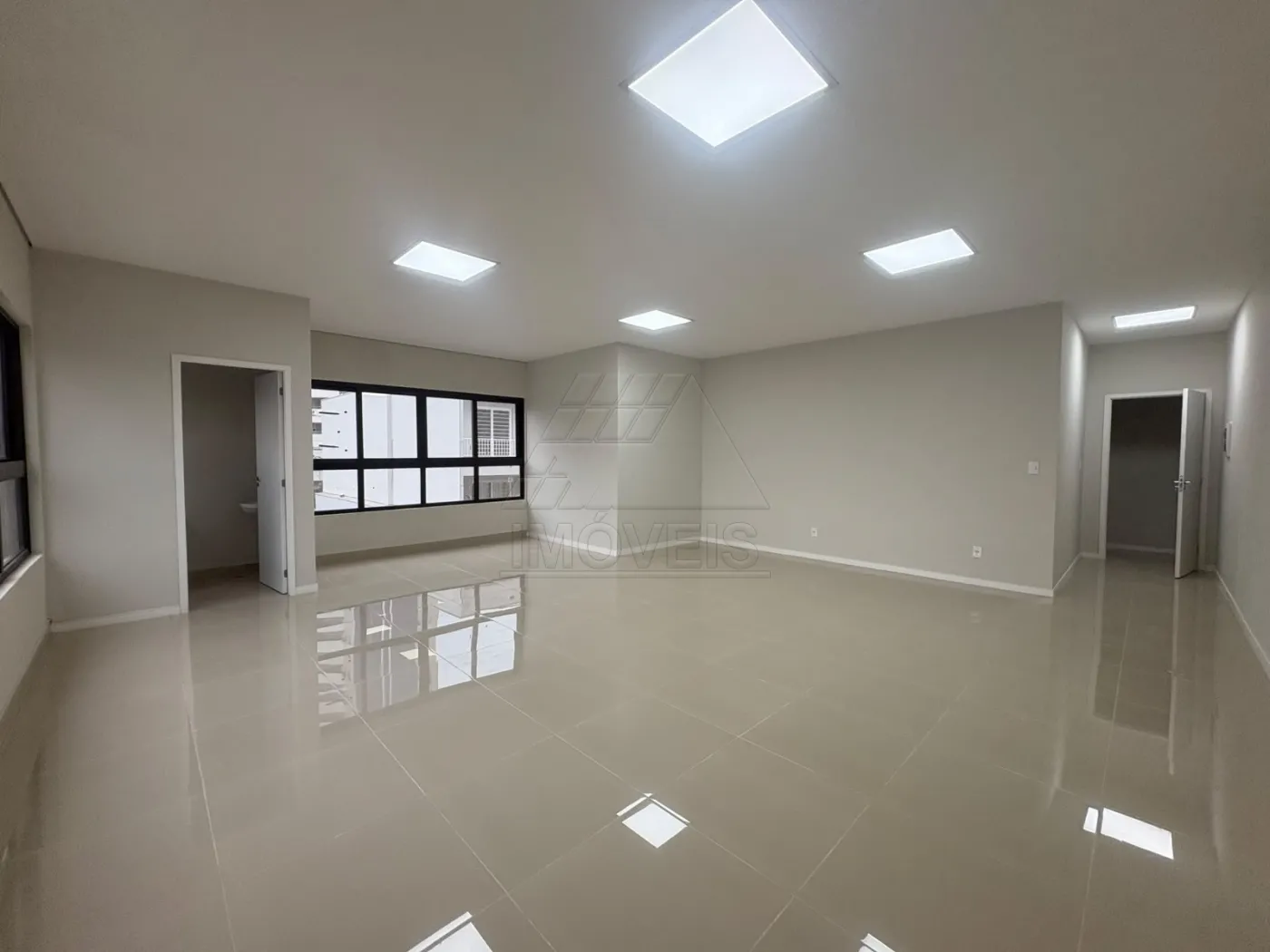 Sala Comercial / Escritorio / Consultório em Centro