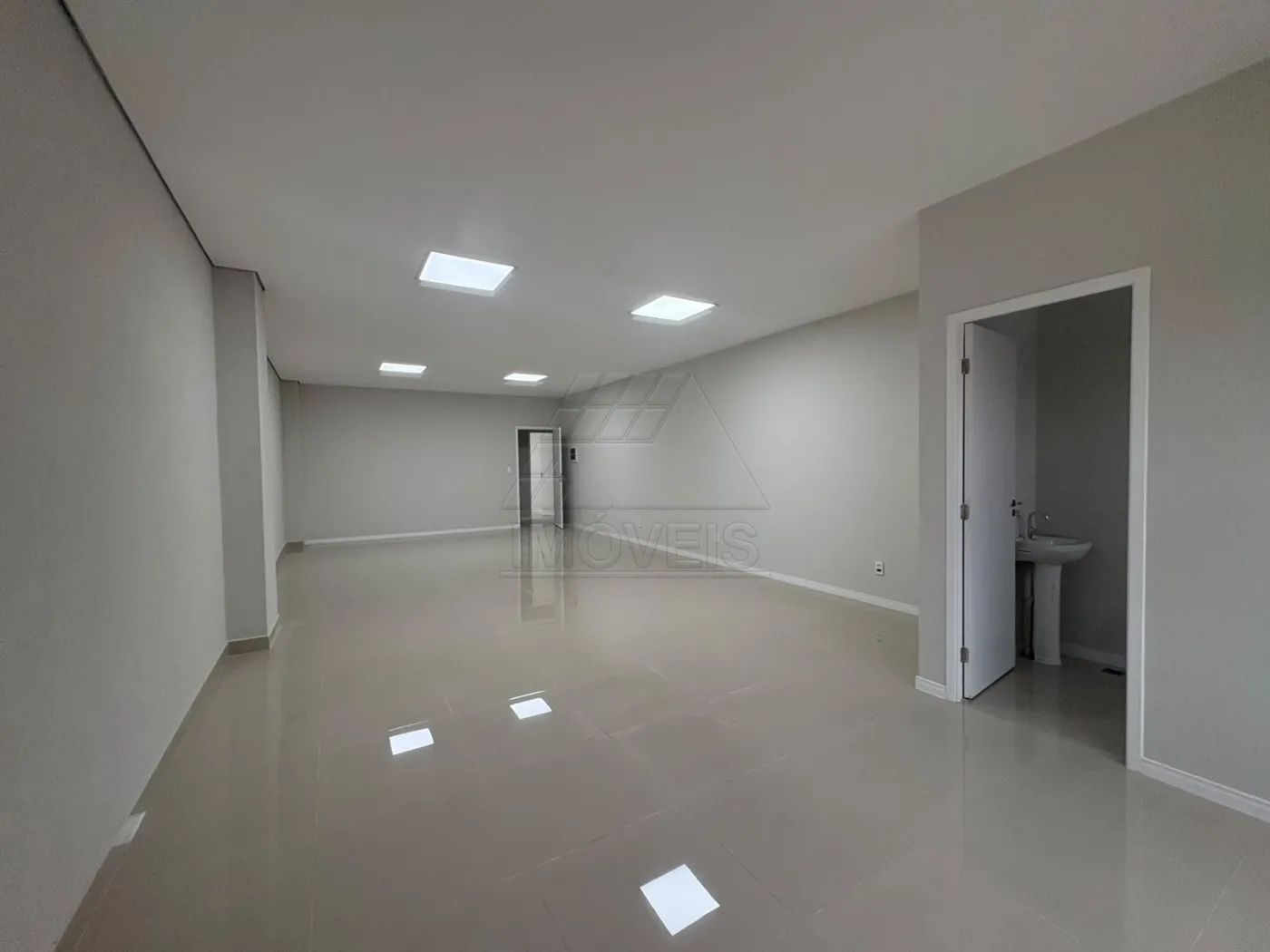 Sala Comercial / Escritorio / Consultório em Centro