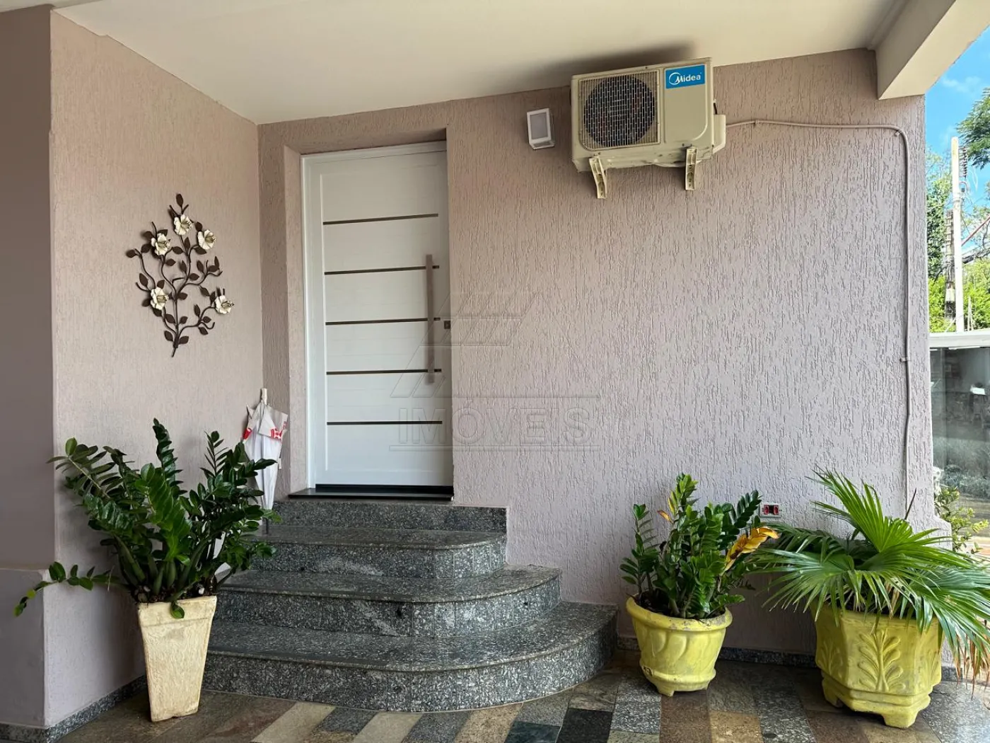 Thumbnail aa95c5e4-4c09-47e7-b35c-31e31e58ffea