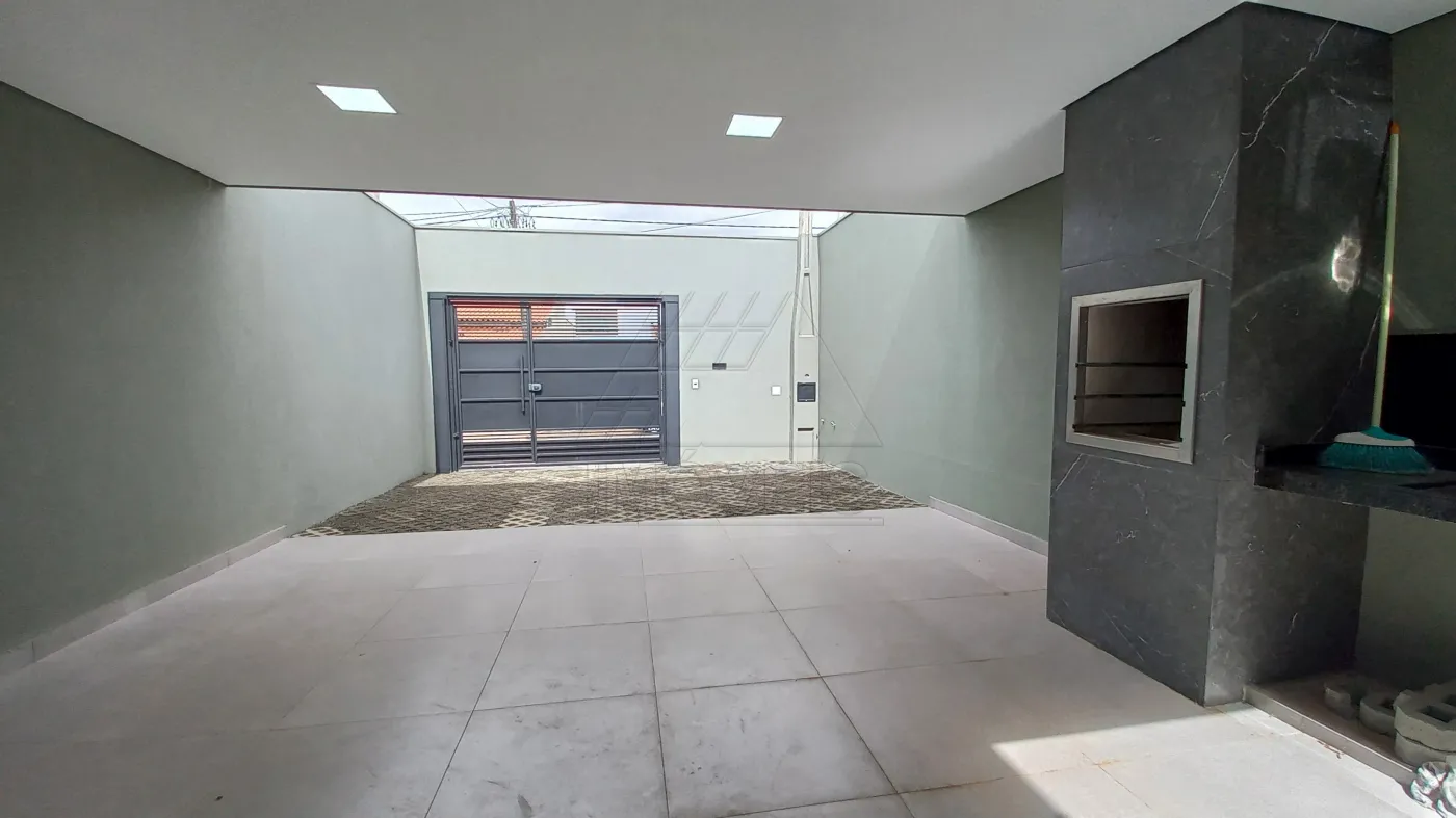 Thumbnail d33be252-9f04-4215-ab72-cec9c6271d0f