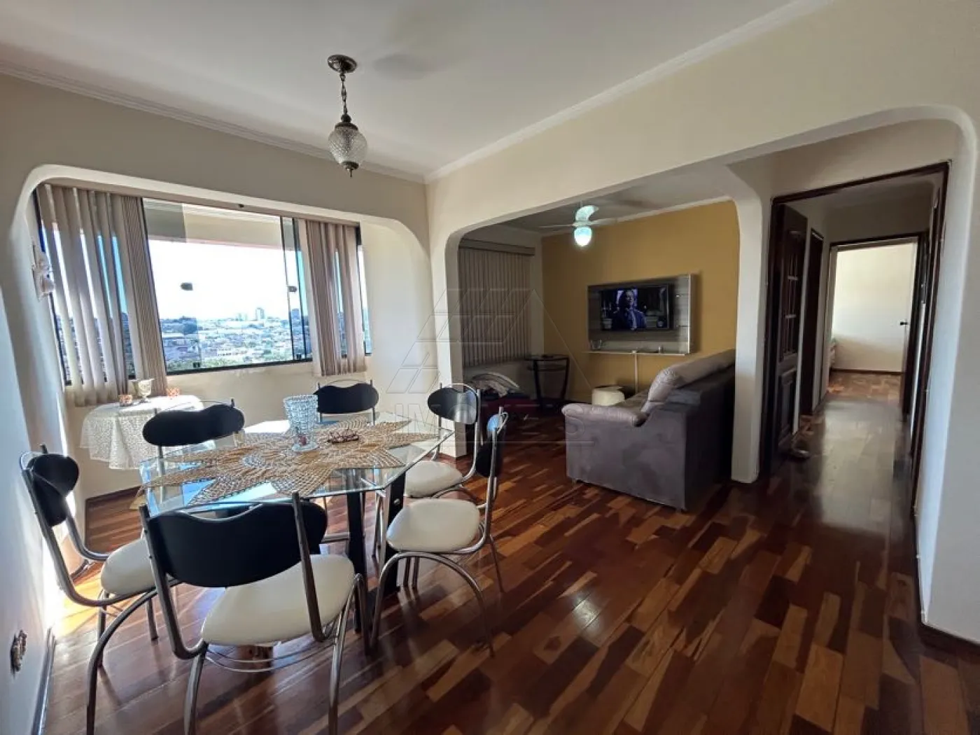 Apartamento em Chácara Machadinho II
