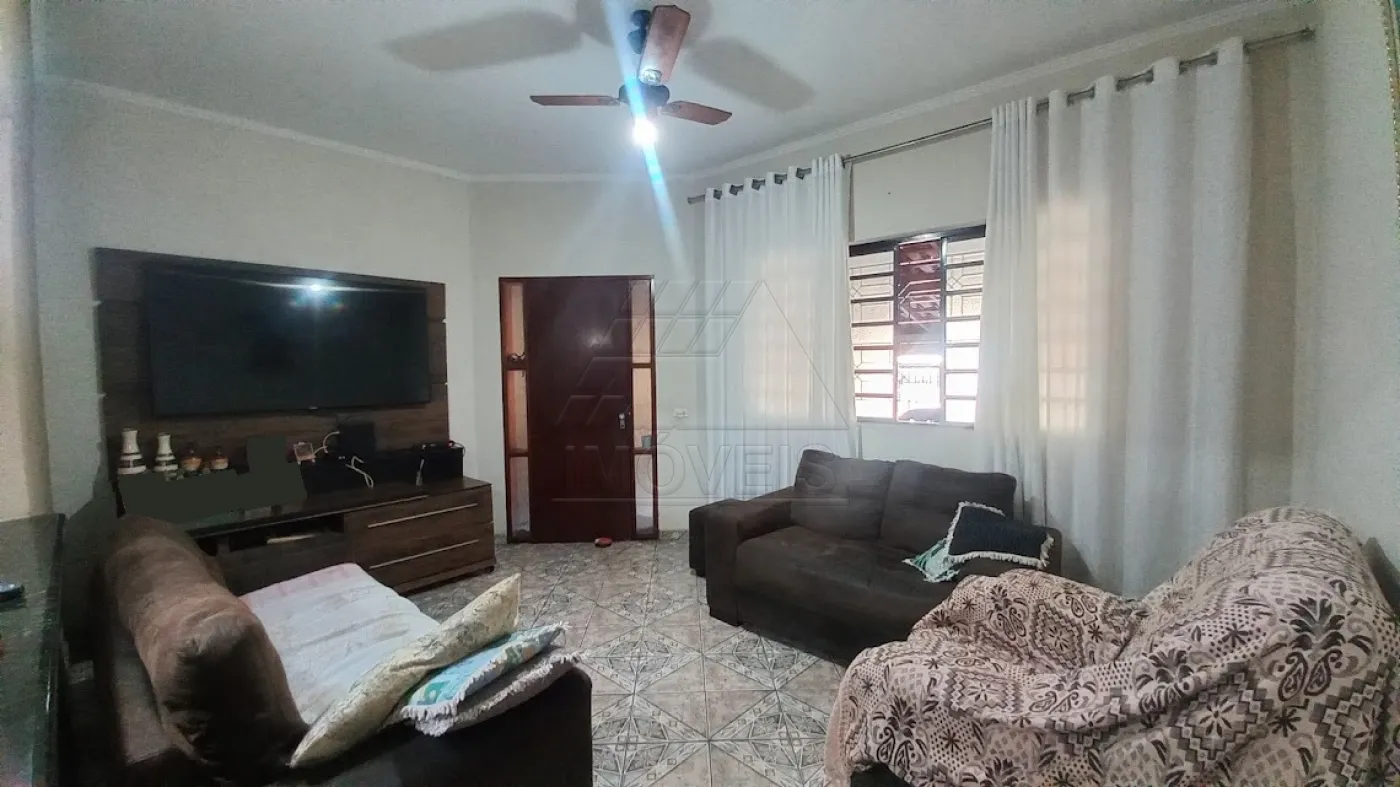 Casa em Jardim das Orquídeas