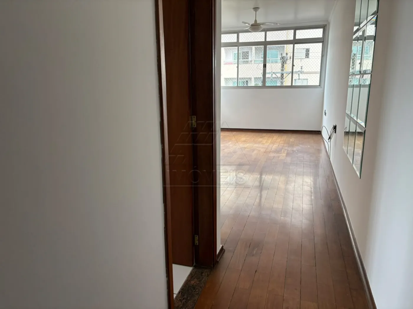 Apartamento em Jardim Glória