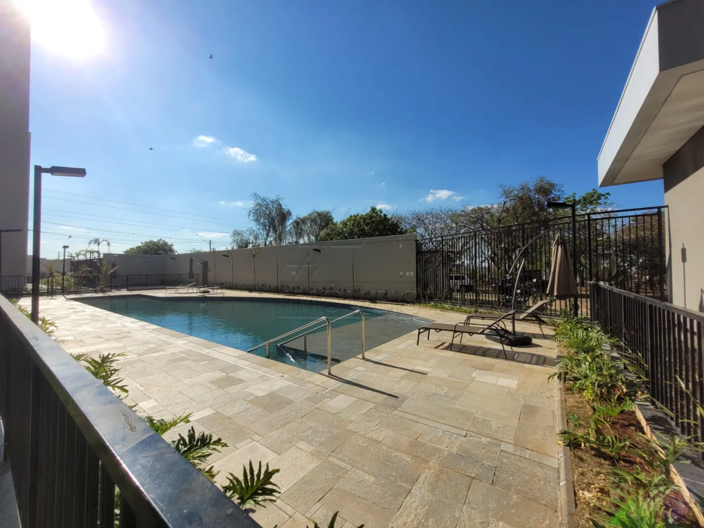 Apartamento em Jardim Jacyra