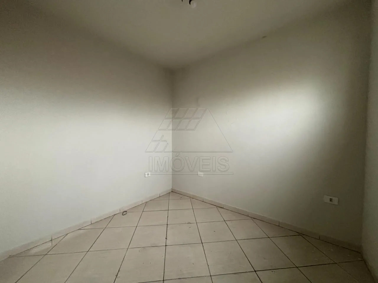 Alugar Casa / Padr&atilde;o em Santa B&aacute;rbara D`Oeste R$ 900,00 - Foto 8