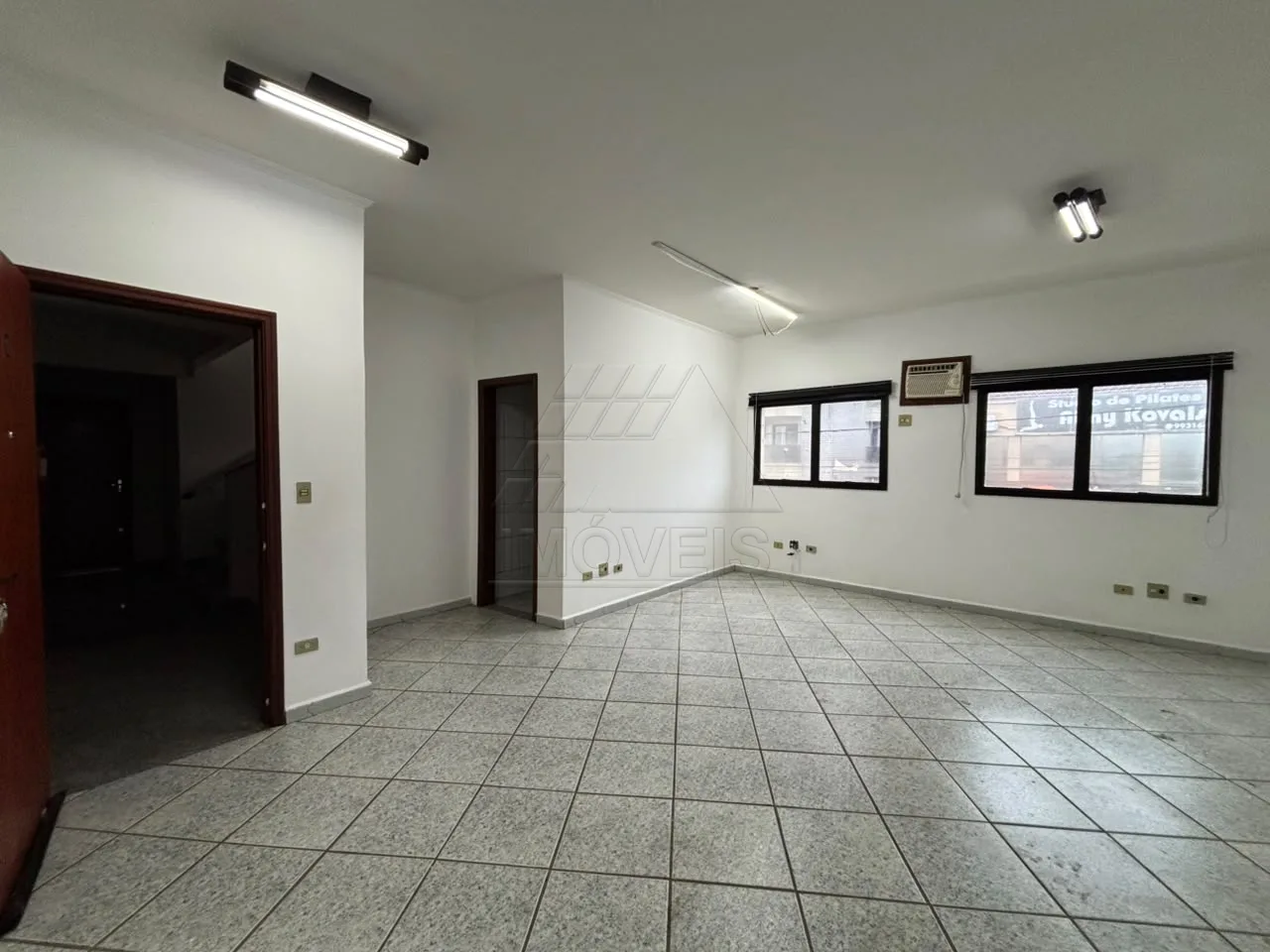 Sala Comercial / Escritorio / Consultório em Jardim Girassol