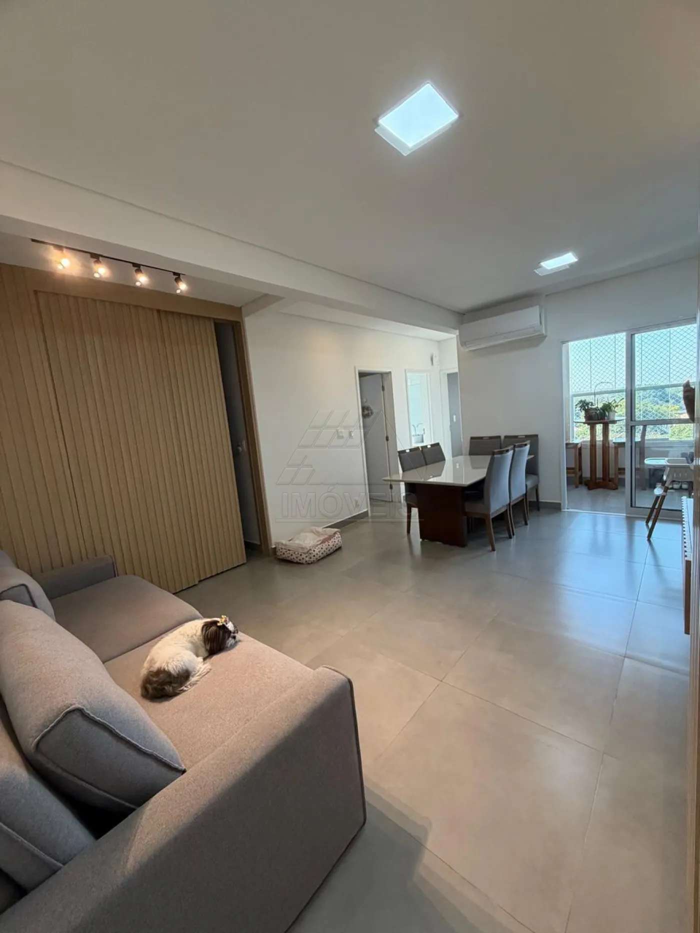 Apartamento em Vila Mac Knight
