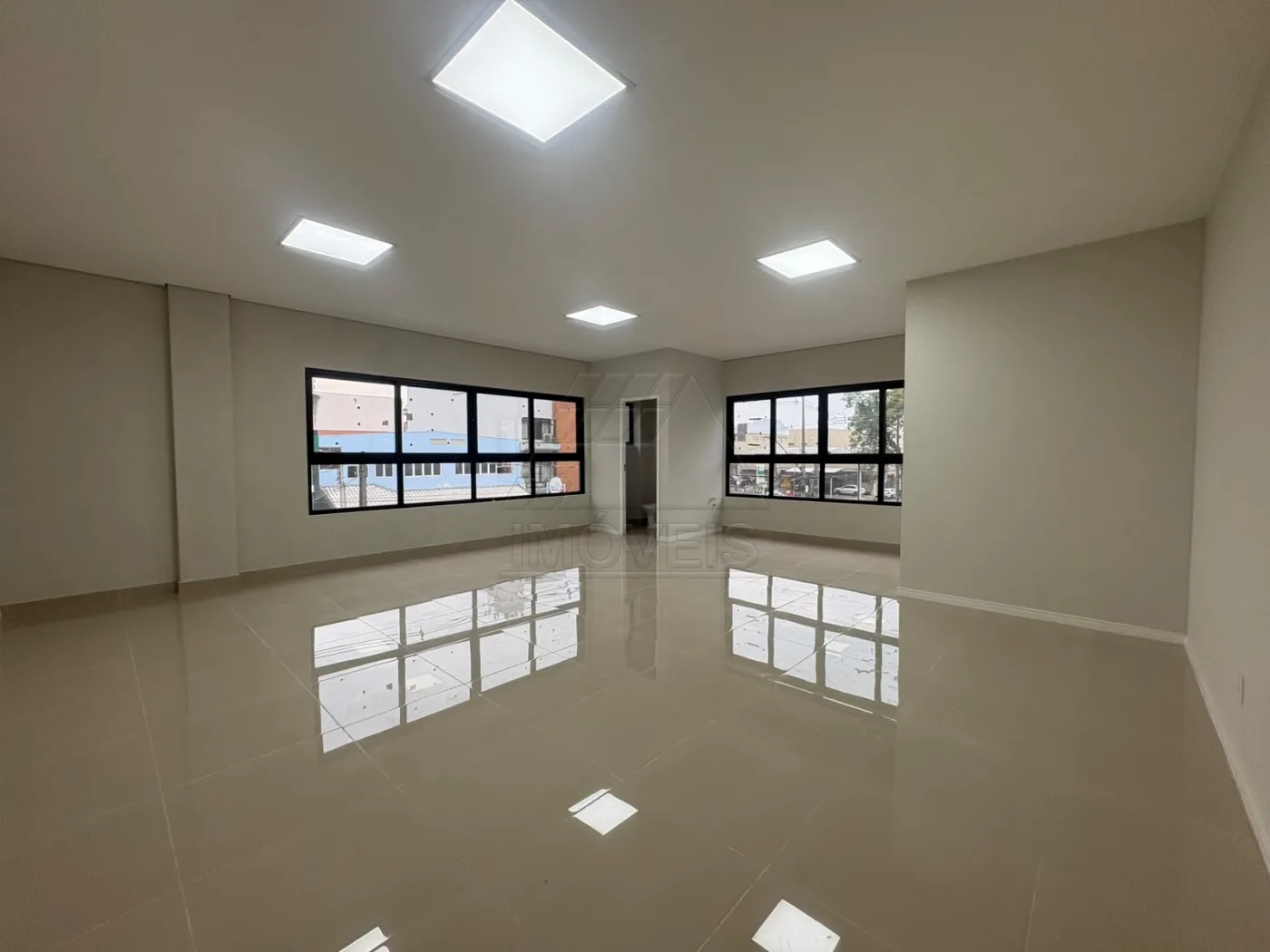 Alugar Comercial / Pr&eacute;dio em Americana R$ 55.000,00 - Foto 15