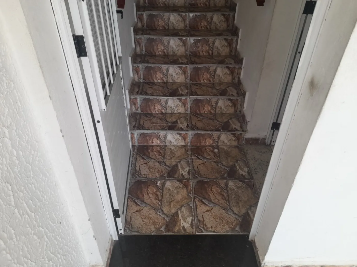 Thumbnail 42d9cf7a-664f-456c-abdc-81e80e4d3ea7