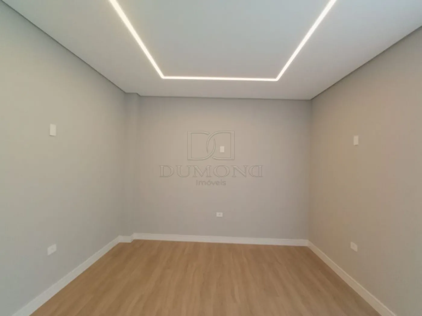 Casa com 3 dormitórios à venda com 266 m² no Condomínio Águas Claras em Foz do Iguaçu/PR
