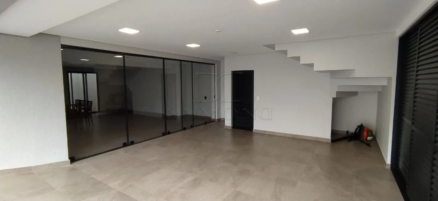 Casa em condomínio à 5 minutos do Centro - Venda R$ 2.350.000 - Aluguel R$ 11.000/mês - Condomínio Country Iguaçu
