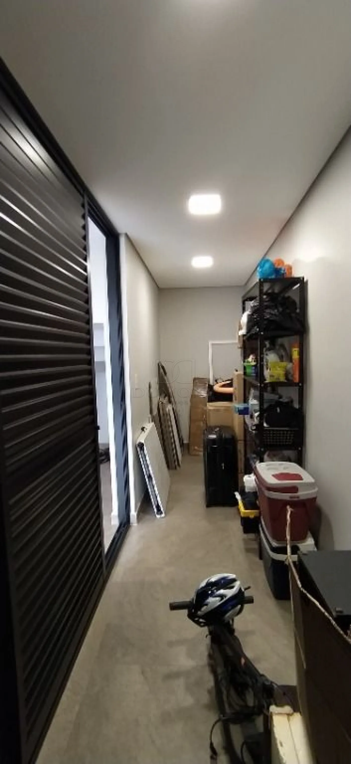 Casa em condomínio à 5 minutos do Centro - Venda R$ 2.350.000 - Aluguel R$ 11.000/mês - Condomínio Country Iguaçu
