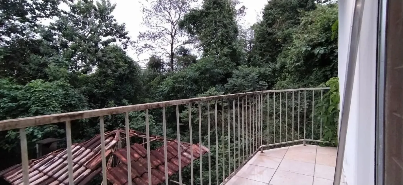 Sobrado com 2 dormitórios à venda com 280 m² no Cataratas Iate Clube em Foz do Iguaçu/PR - 188