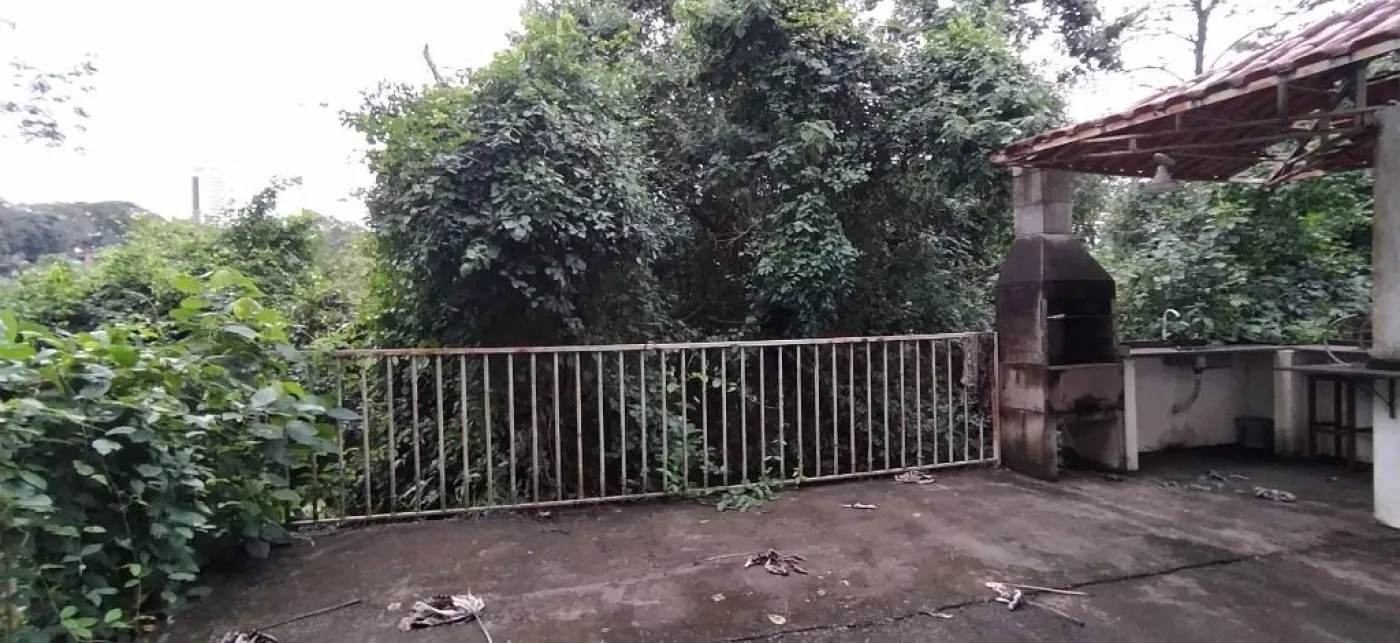Sobrado com 2 dormitórios à venda com 280 m² no Cataratas Iate Clube em Foz do Iguaçu/PR - 188