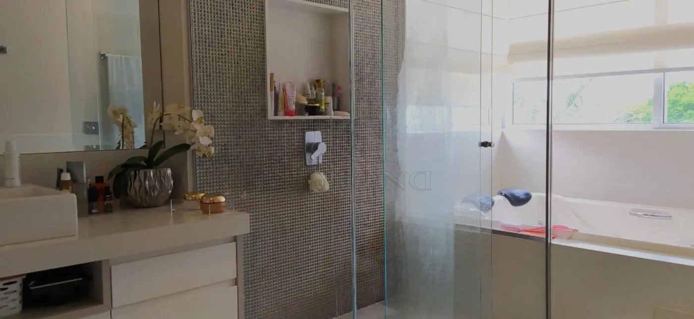 Sobrado de alto padrão à venda com 420 m² no Condomínio Villagio Cataratas em Foz do Iguaçu/PR - 222