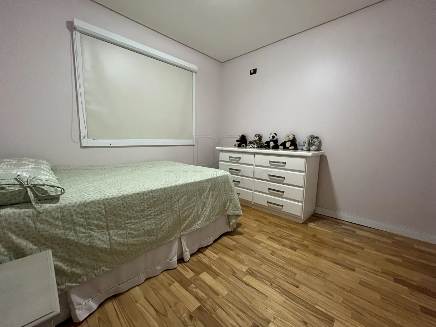 Sobrado com 3 dormitórios à venda com 220 m²  por R$ 990.000 no Jardim Panorama em Foz do Iguaçu/PR