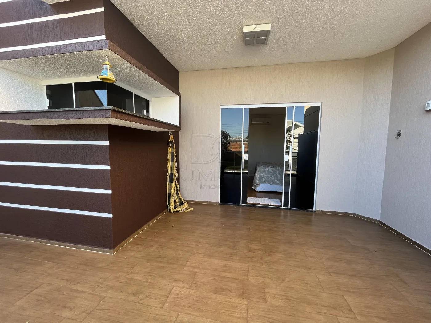 Sobrado com 3 dormitórios à venda com 220 m²  por R$ 990.000 no Jardim Panorama em Foz do Iguaçu/PR